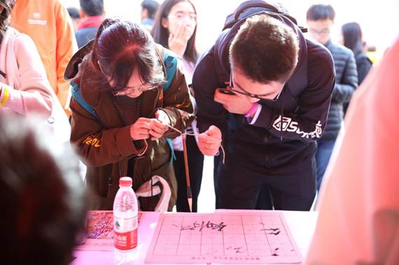 说明:https://news.buaa.edu.cn/__local/0/75/52/76F08A44CE9FA0819739166145E_D5CC8DF7_149CC.jpg